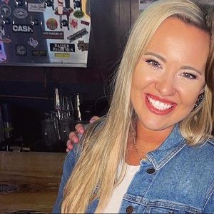 Meet your Posher, Maddie